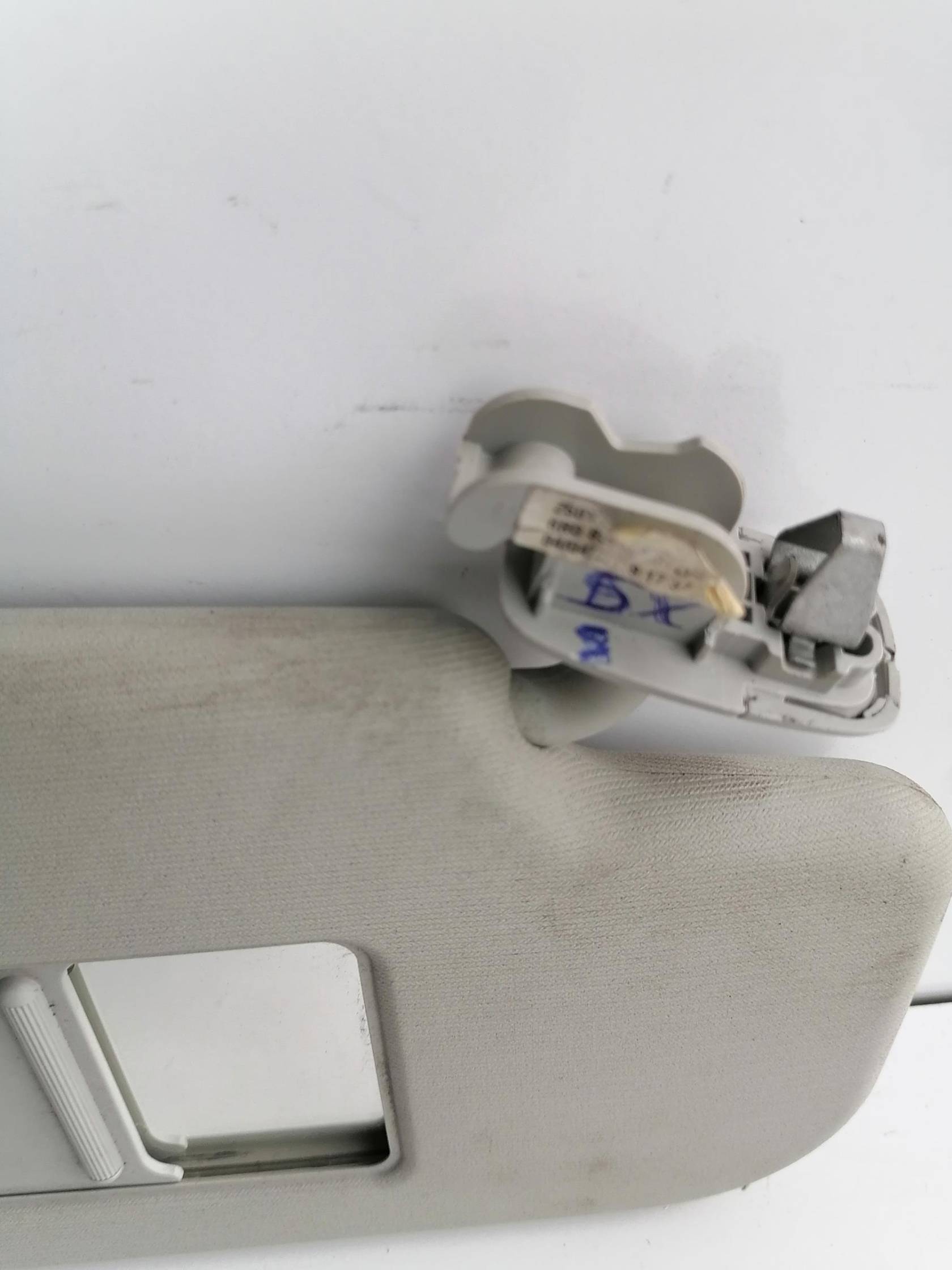 Aletta parasole parabrezza sx.